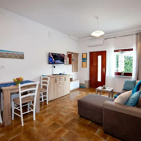 Mediteraneo Apartament
