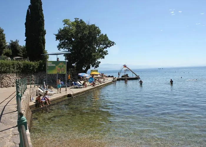 Mediteraneo Apartment *